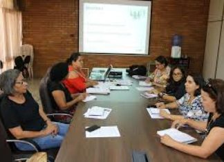 Cachoeirinha, Darcinópolis, Carmolândia e Guaraí recebem orientações sobre o BPC na Escola