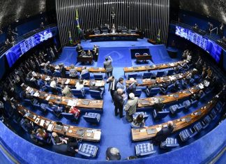 Reforma da Previdência será promulgada na terça-feira