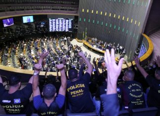 Câmara aprova em 2° turno PEC que cria polícias penais
