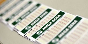 Mega-Sena acumula e deve pagar R$ 90 milhões no sábado