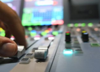 Decreto simplifica licenciamento para emissoras de rádio e TV