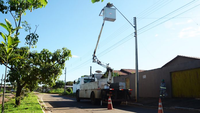 Nova etapa de modernização da iluminação pública trará economia de R$ 715 mil ao ano para a Prefeitura de Palmas