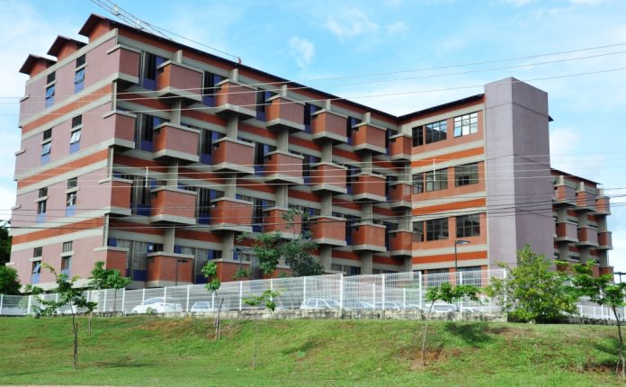 Hospital-Geral-de-Palmas-Foto-AndrC3A9-AraC3BAjo