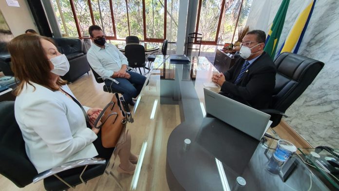 Prefeita de Guaraí pede apoio na liberação de recursos para implantação do Distrito Industrial da cidade