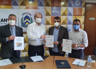 Acompanhado por prefeitos, Adetuc entrega Plano de Retomada do Turismo na Região do Jalapão ao Governador Mauro Carlesse