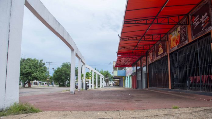 Prefeitura de Palmas prorroga horário especial de fechamento de estabelecimentos comerciais; supermercados poderão funcionar até às 22h