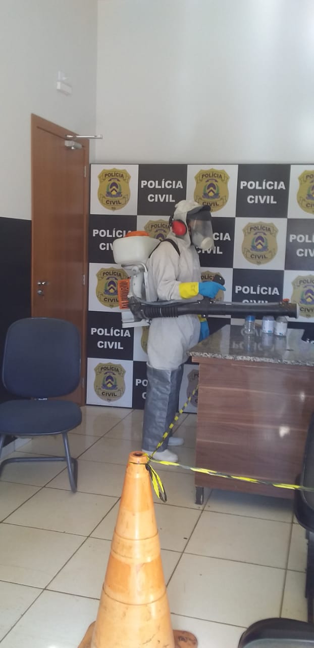 Unidades da Polícia Civil do Tocantins passam por sanitização contra a Covid-19 nesta quinta-feira