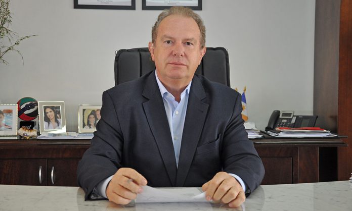 Governador Carlesse prorroga suspensão das aulas e jornada reduzida dos servidores até 30 de setembro