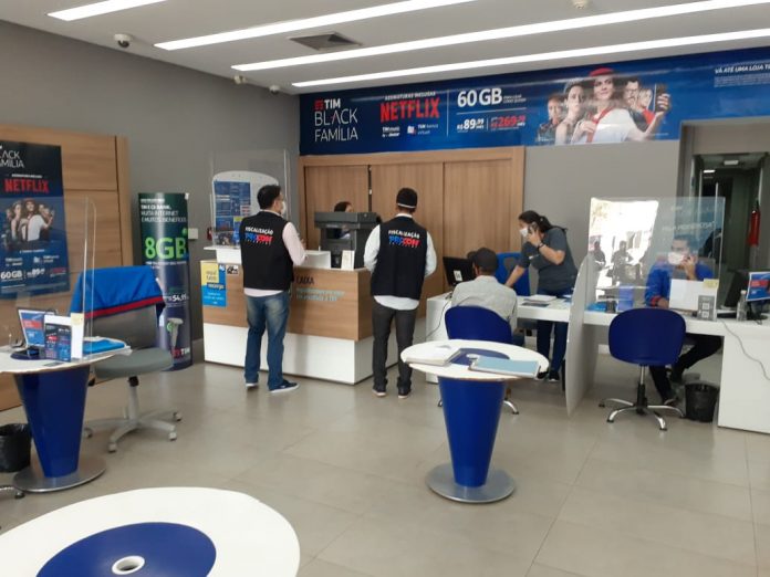 Empresas de telefonia são notificadas por descumprimento de lei estadual