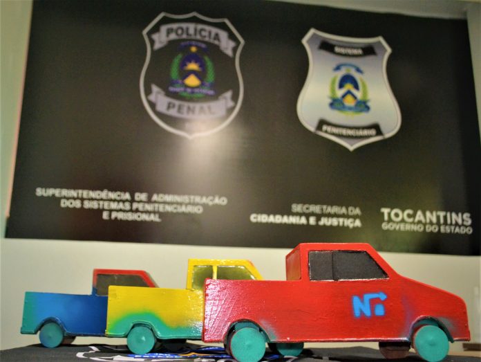 Carrinhos artesanais produzidos por pessoas privadas de liberdade irão alegrar o Dia das Crianças em comunidades de Palmas e Palmeirópolis