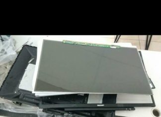 Advogada é presa após ser flagrada tentando entrar em presídio de Palmas com TV recheada de celulares e outros ilícitos