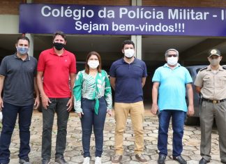 Pentacampeão de futebol Edmílson Moraes visita escolas estaduais e articula execução de projetos esportivos