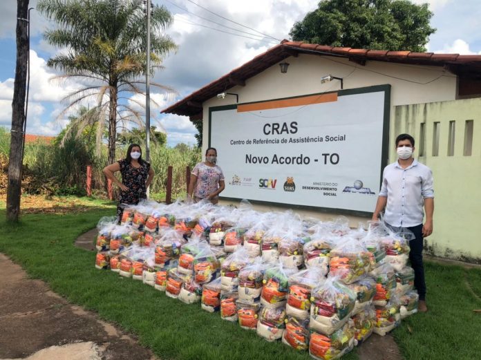 Governo do Tocantins entrega mais de 1 milhão de cestas básicas em um ano de pandemia