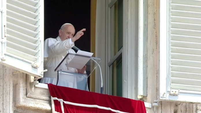 Ainda internado, papa celebrará Ângelus dominical do hospital