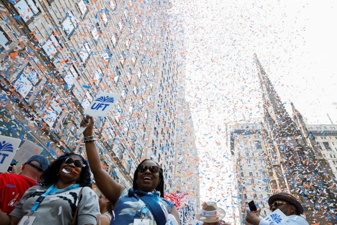 2021-07-07t155041z-2010767301-rc2qfo9g2tmd-rtrmadp-3-health-coronavirus-new-york-parade-scaled