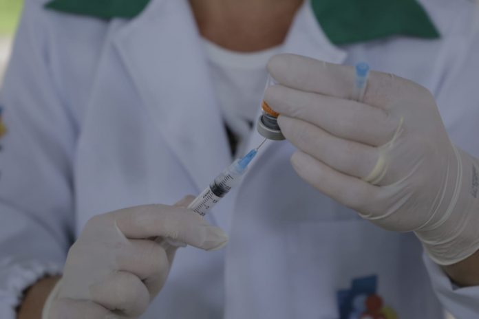 Gurupi segue vacinando pessoas com mais de 47 anos e grupos prioritários; Veja o cronograma da semana