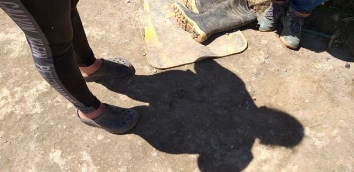 ‘Aos 12 anos, barriga crescia e não entendia por quê’: meninas denunciam estupros no Equador