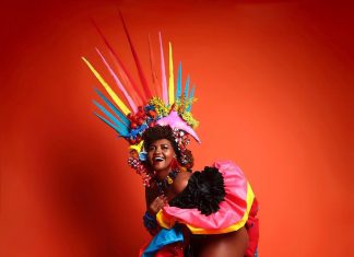 Gaby Amarantos faz ‘O tic-tac do meu coração’ bater 87 anos após Carmen Miranda