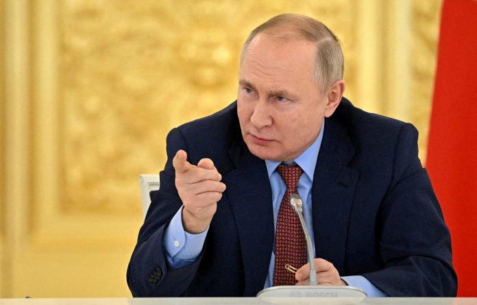 2022-02-24t171909z-1580871225-rc2ics9cbdub-rtrmadp-3-ukraine-crisis-russia-business-putin-1-scaled