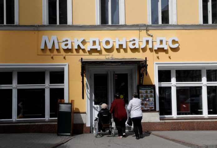 2022-03-07t143745z-433615296-rc2qxs9ssmku-rtrmadp-3-ukraine-crisis-companies-scaled