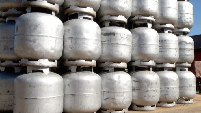 gas-