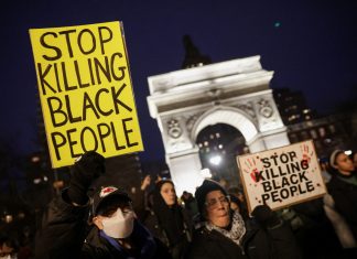 Morte brutal de Tyre Nichols pressiona Congresso para aprovar reforma da polícia nos EUA