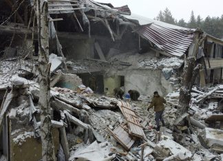 Rússia acusa Ucrânia de atacar hospital e matar 14 pessoas; vídeo mostra destruição