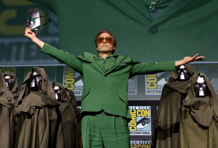 robert-downy-jr-doutor-destino-comic-con-scaled