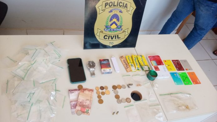 foram-encontrados-inumeros-vestigios-de-que-o-local-estava-sendo-utilizado-como-ponto-de-venda-de-drogasjpeg