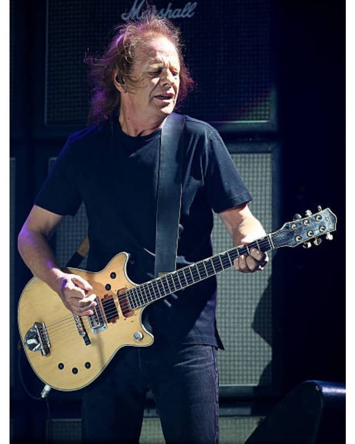 acdc-rocknroll-rockorbust-rockorbustworldtour