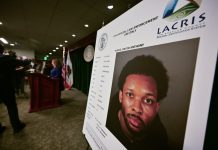 Cantor D4vd, acusado de homicídio, guardava pornografia infantil no celular, diz TV