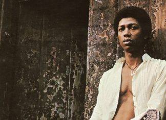 Primeiro álbum de Djavan faz 50 anos como retrato perene, mas incompleto, do cancioneiro singular do compositor