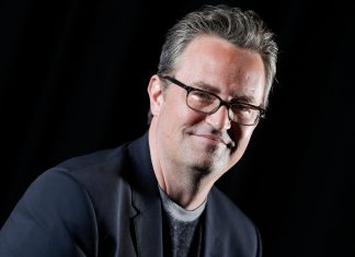 Ex-assistente de Matthew Perry é condenado a 3 anos de prisão por morte do ator