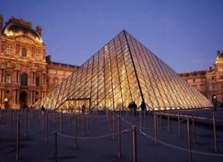 Roubo no Museu do Louvre, em Paris, vai virar filme e série documental