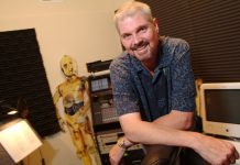 Tom Kane, dublador em ‘Star Wars’ e ‘As Meninas SuperPoderosas’, morre aos 64 anos, diz site