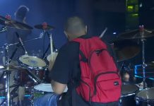 Vídeo de baterista de Henrique e Juliano tocando de mochila volta a chamar atenção nas redes após reação de cantora