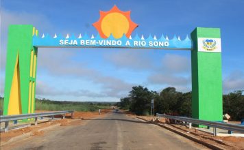Justiça bloqueia terrenos públicos de prefeitura do TO que foram vendidos ao prefeito por R$ 809