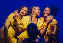 Musical ‘Anunciação’ cria um universo mágico ao traduzir em cena o estado de poesia das andanças de Alceu Valença