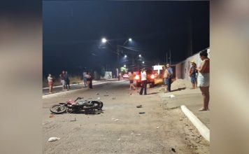 Motociclista de 49 anos morre após acidente envolvendo caminhonete
